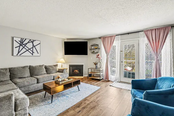 $400,000 | 233 Fieldcrest Street, Ann Arbor, MI 48103