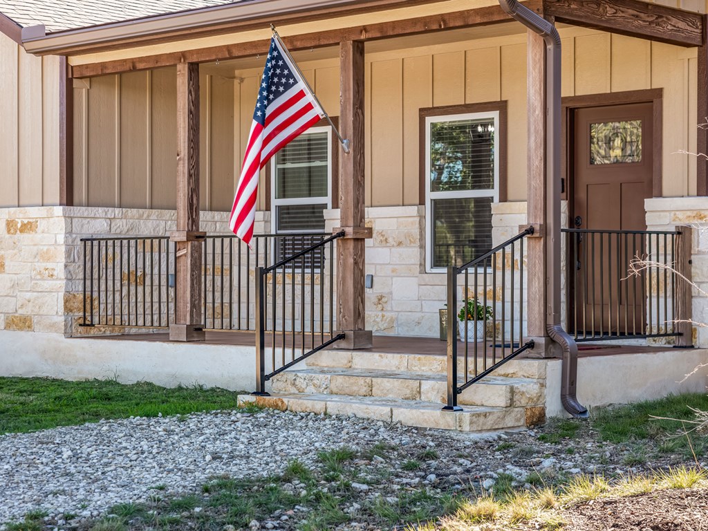 190 Nott Branch Road Harper, TX 78631 - Photo 8 of 40