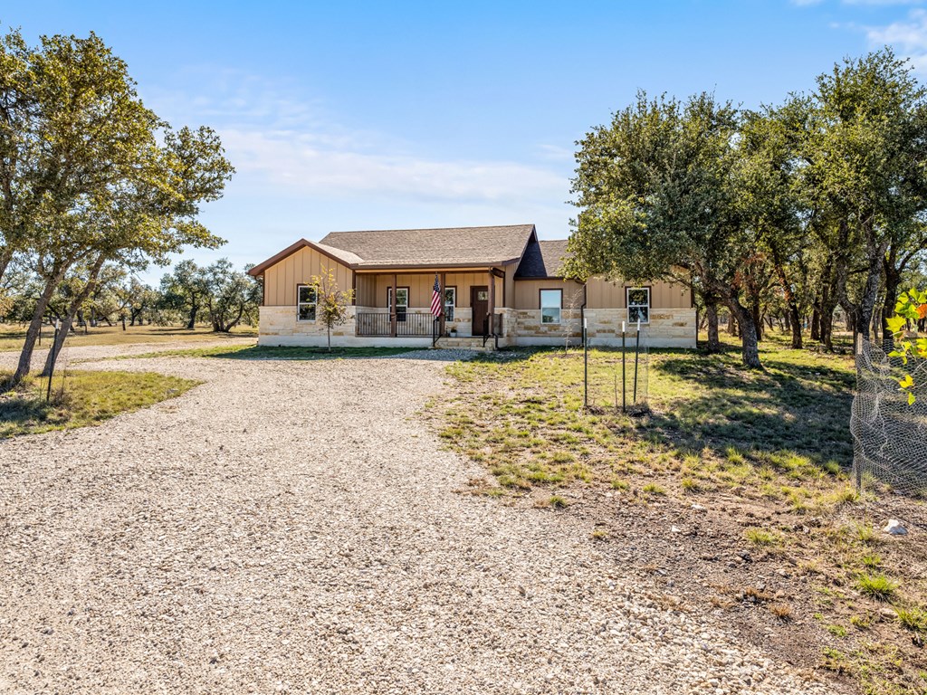 190 Nott Branch Road Harper, TX 78631 - Photo 10 of 40
