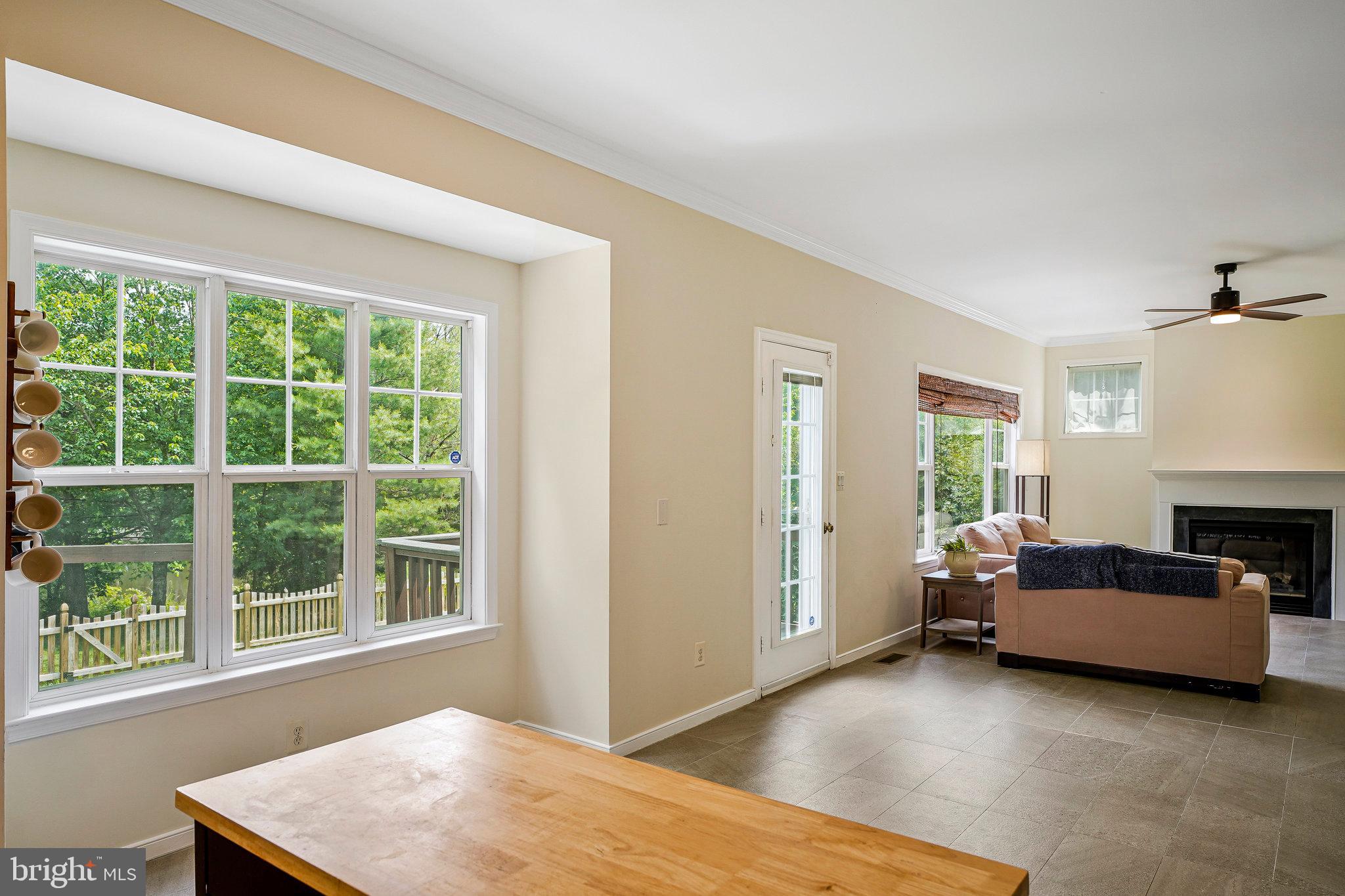 26222 Ocala Circle Chantilly, VA 20152 - Photo 21 of 74 Kitchen Bay Window