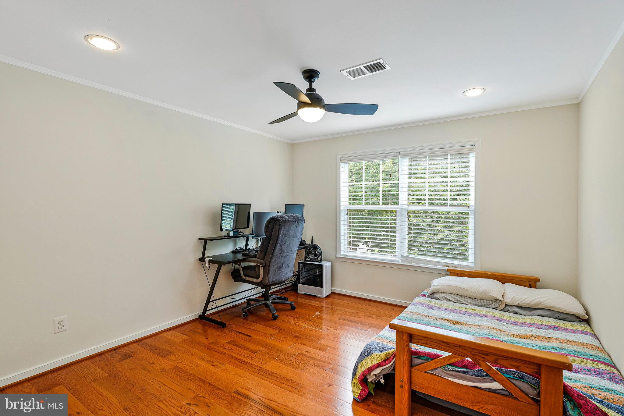 26222 Ocala Circle Chantilly, VA 20152 - Photo 37 of 74 Bedroom 2