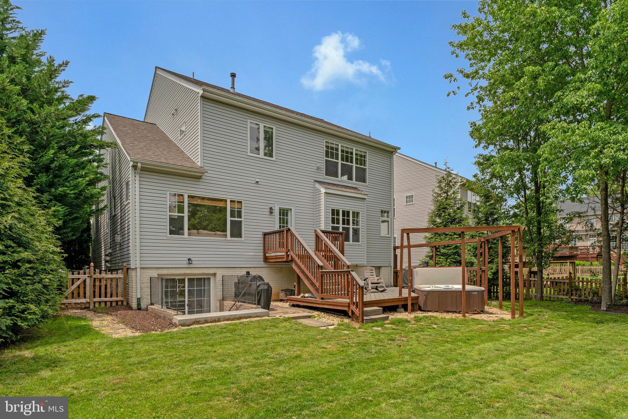 26222 Ocala Circle Chantilly, VA 20152 - Photo 63 of 74 View of backyard