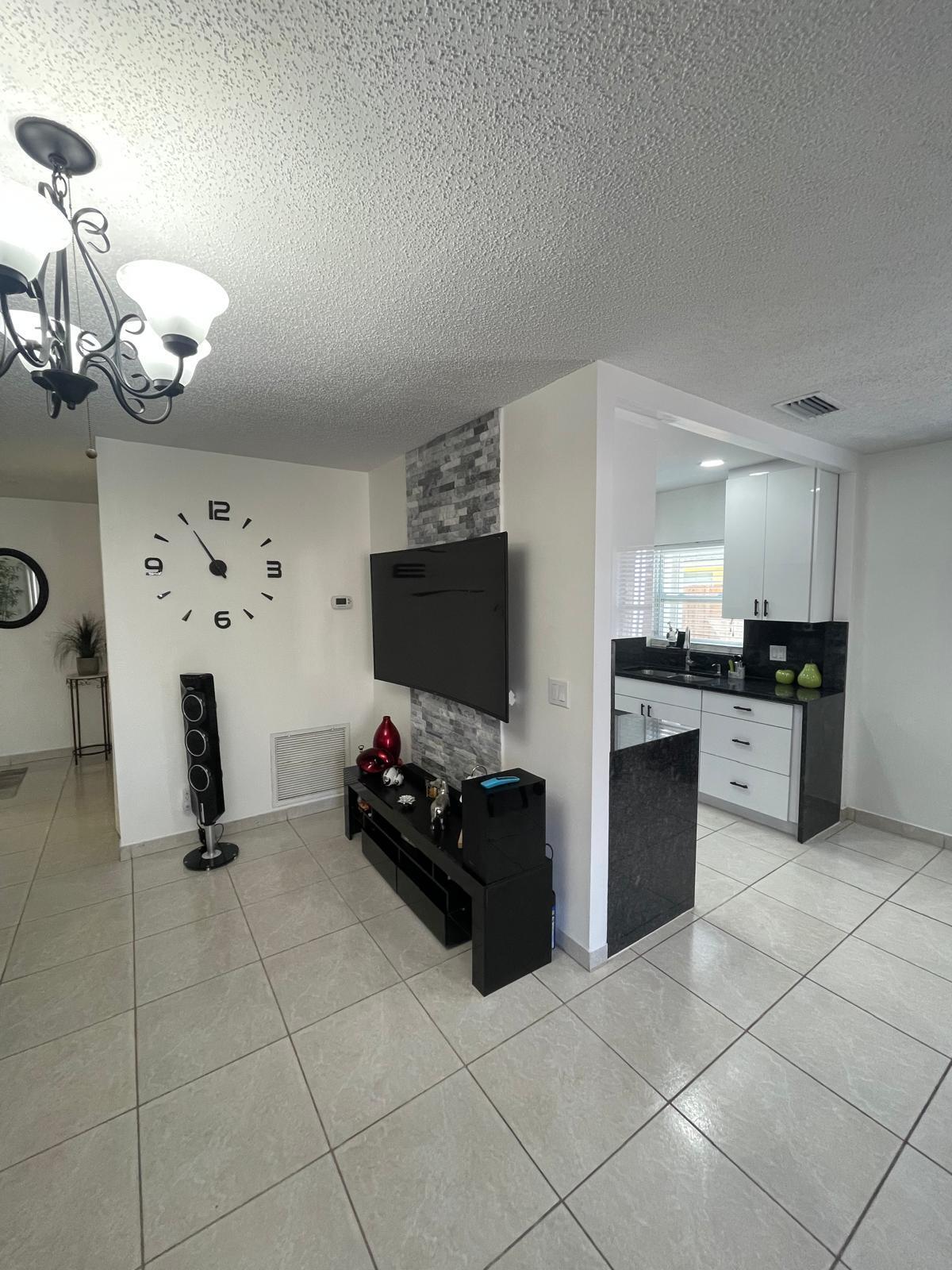 1063 Concert Way Royal Palm Beach, FL 33411 - Photo 6 of 29 IMG-20250902-WA0062