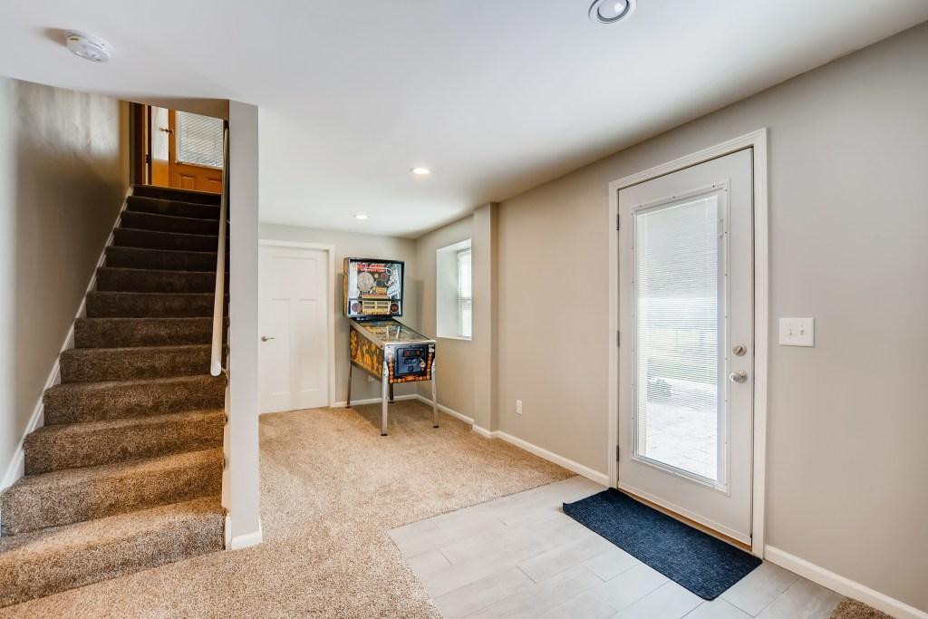 9807 Cedar Lake Road Minnetonka, MN 55305 - Photo 21 of 27