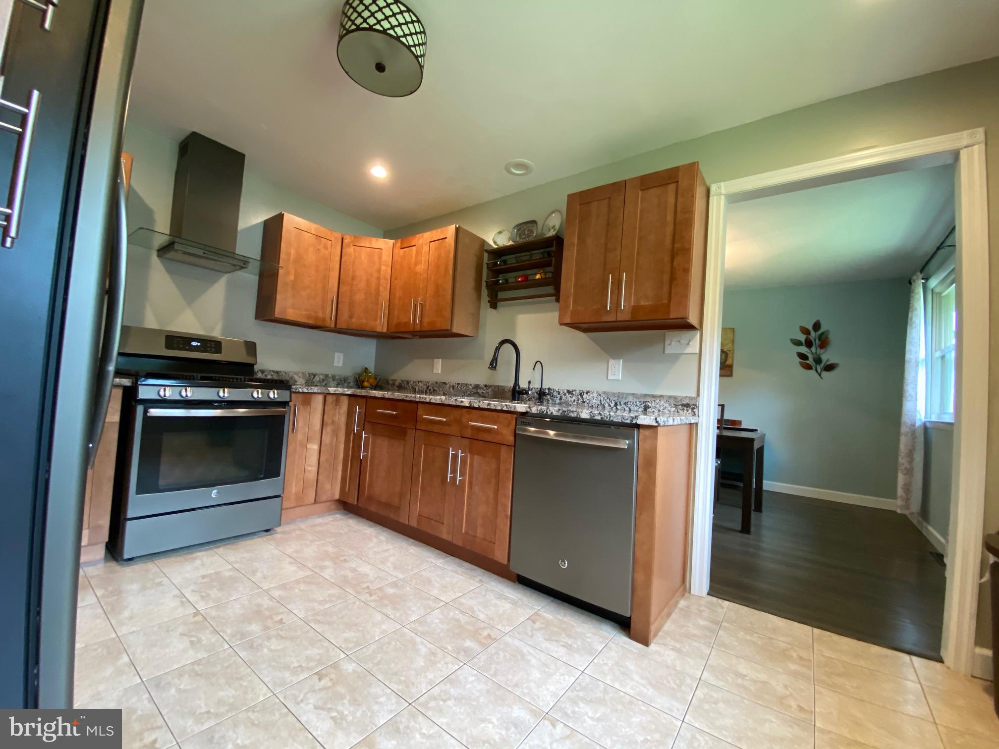 103 Oakshade Road Tabernacle, NJ 08088 - Photo 27 of 34 Kitchen