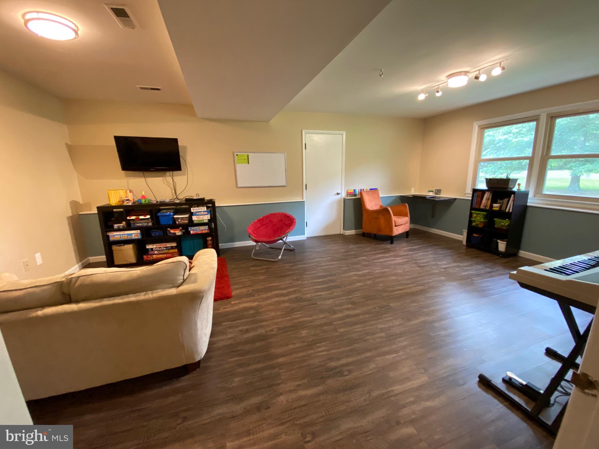 103 Oakshade Road Tabernacle, NJ 08088 - Photo 33 of 34 Great Room