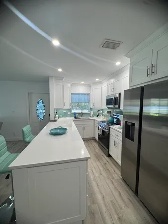 $2,000 | 404 High Point Boulevard, Delray Beach, FL 33445