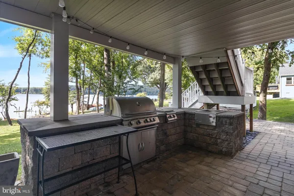 $1,650,000 | 8535 Colleen Drive, Port Tobacco, MD 20677