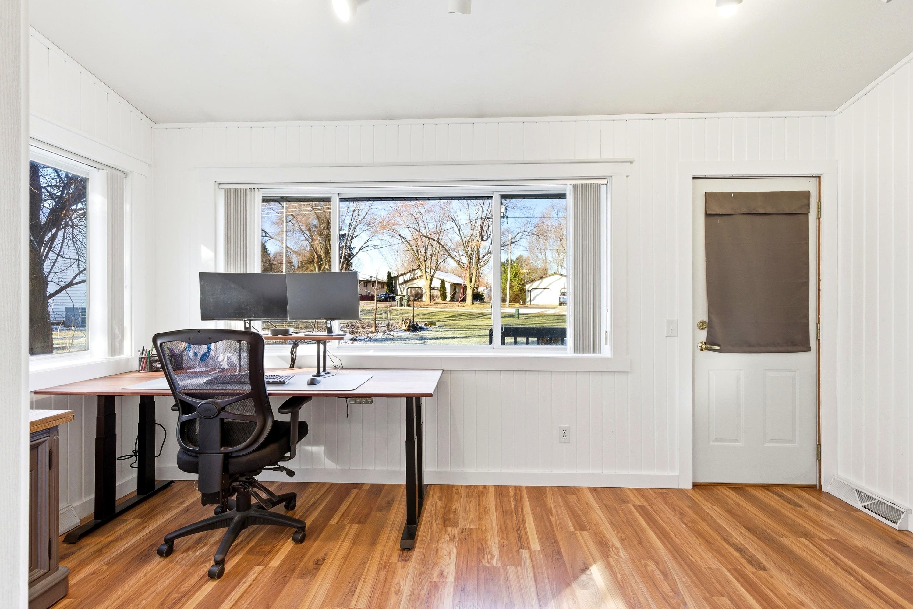 735 Athletic Way Sun Prairie, WI 53590 - Photo 18 of 36