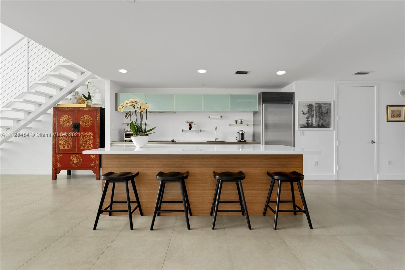 1040 Biscayne Boulevard, Unit 2402 Miami, FL 33132 - Photo 7 of 48