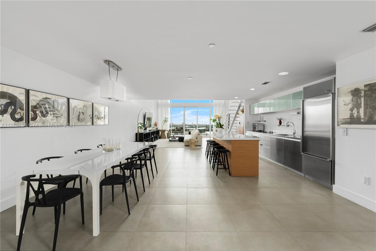 1040 Biscayne Boulevard, Unit 2402 Miami, FL 33132 - Photo 10 of 48