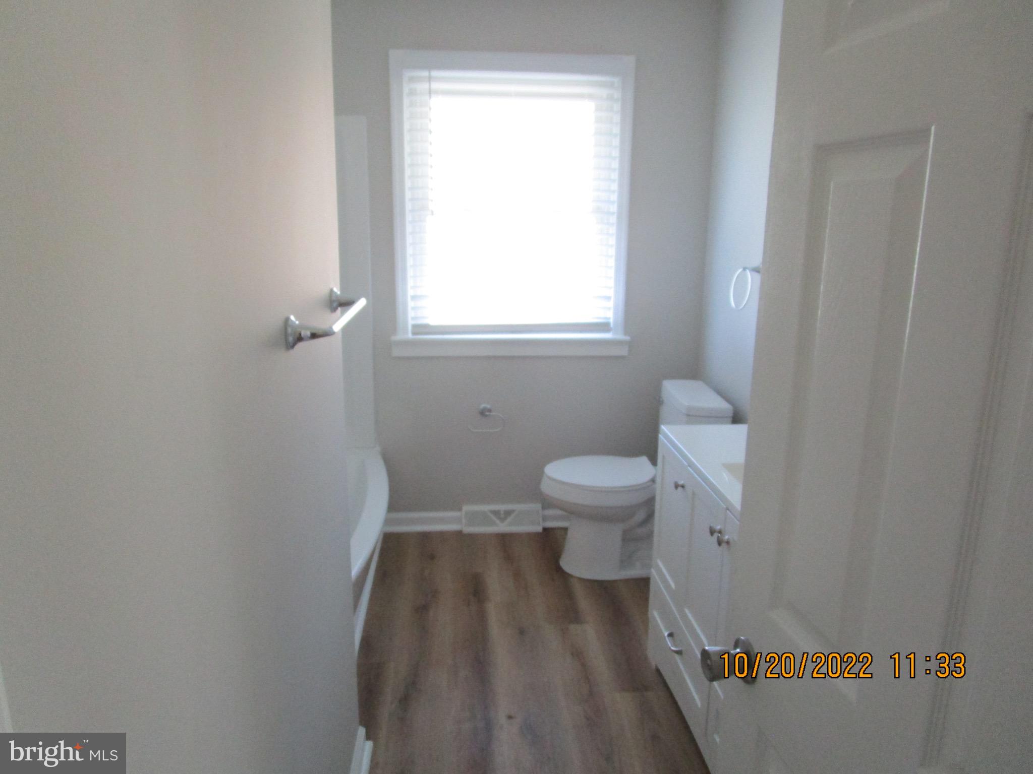 20187 Beaver Dam Road Lewes, DE 19958 - Photo 12 of 16 Guest Bath