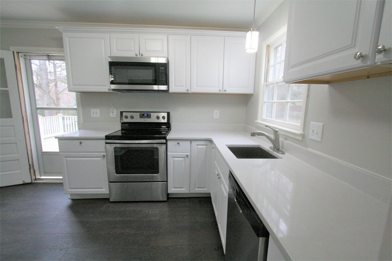 6016 Stratton Place Raleigh, NC 27609 - Photo 11 of 30 New Microwave