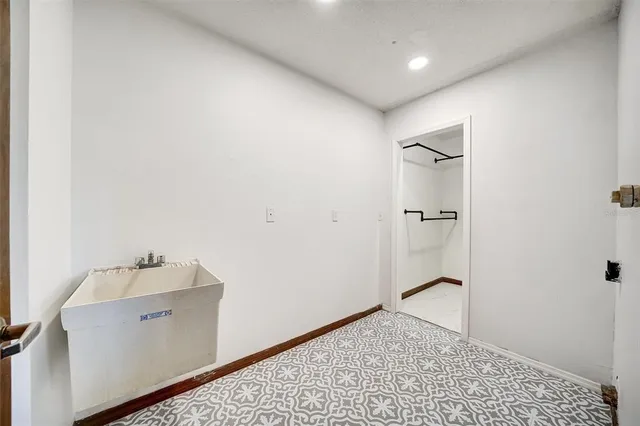 $649,000 | 2789 Valencia Lane West, Palm Harbor, FL 34684