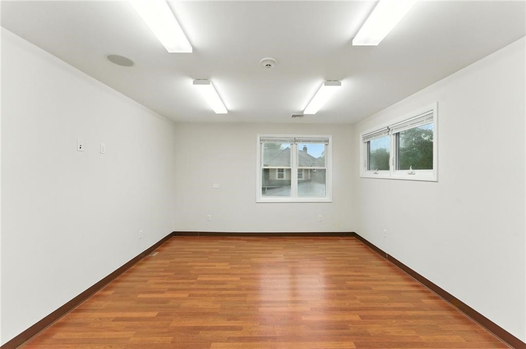 2789 Post Road Warwick, RI 02886 - Photo 15 of 30