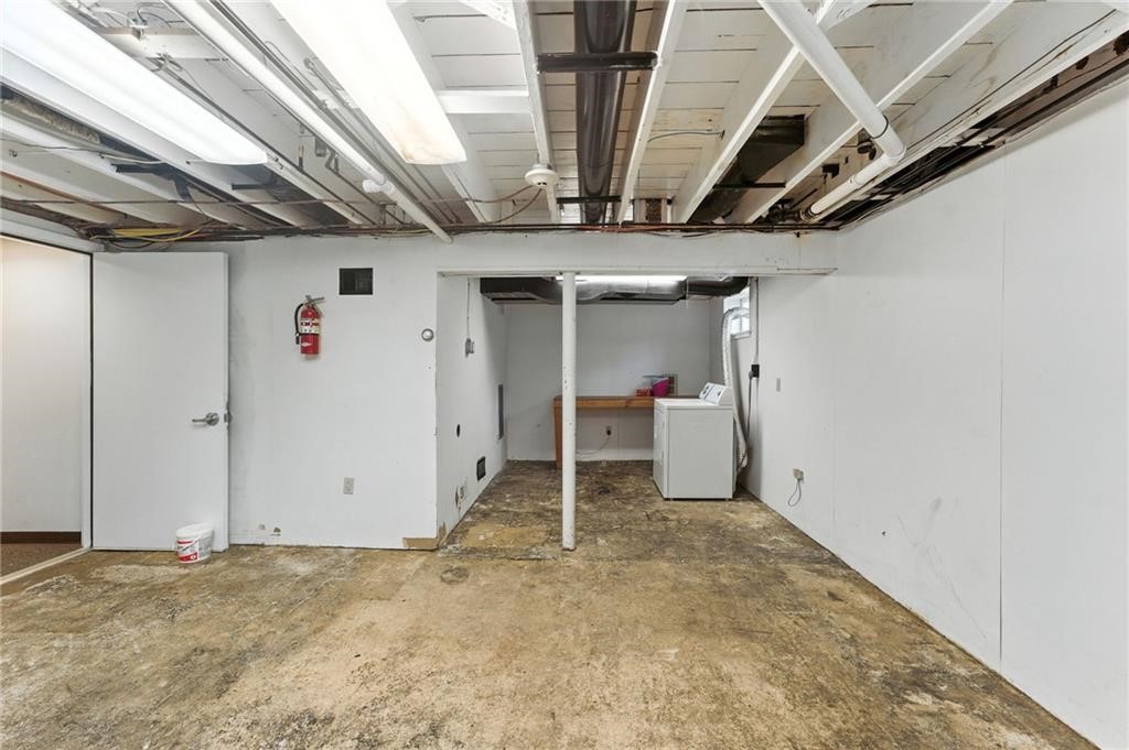 2789 Post Road Warwick, RI 02886 - Photo 25 of 30