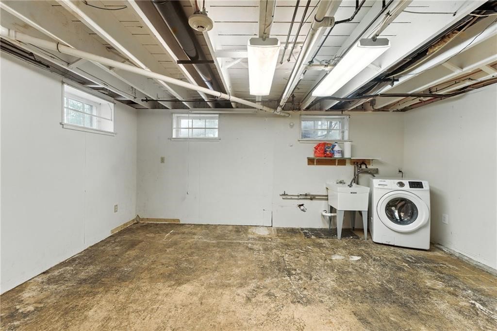 2789 Post Road Warwick, RI 02886 - Photo 26 of 30