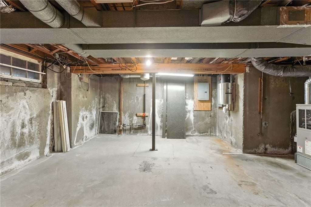 2789 Post Road Warwick, RI 02886 - Photo 27 of 30