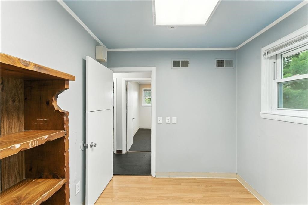 2789 Post Road Warwick, RI 02886 - Photo 6 of 30