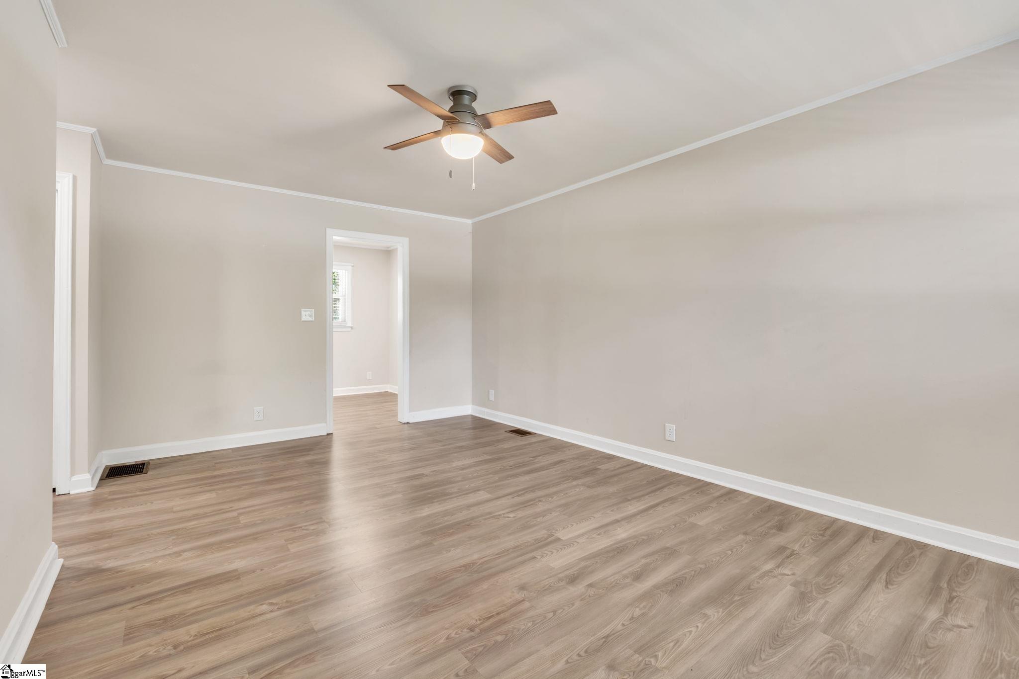 4104 Edwards Road Taylors, SC 29687 - Photo 13 of 36 Gallery Image 13