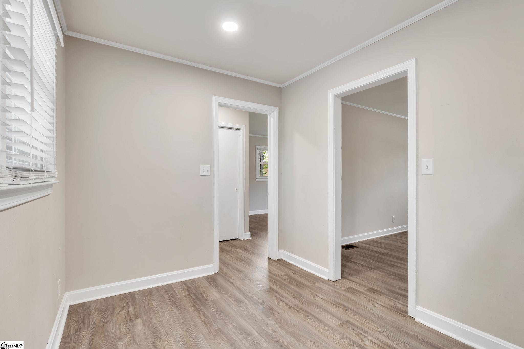 4104 Edwards Road Taylors, SC 29687 - Photo 14 of 36 Gallery Image 14