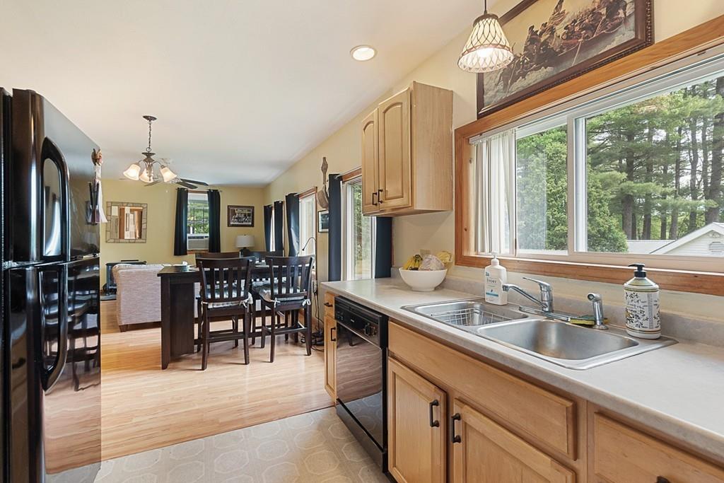 717 Reservoir Road Lunenburg, MA 01462 - Photo 29 of 41 Gallery Image 29