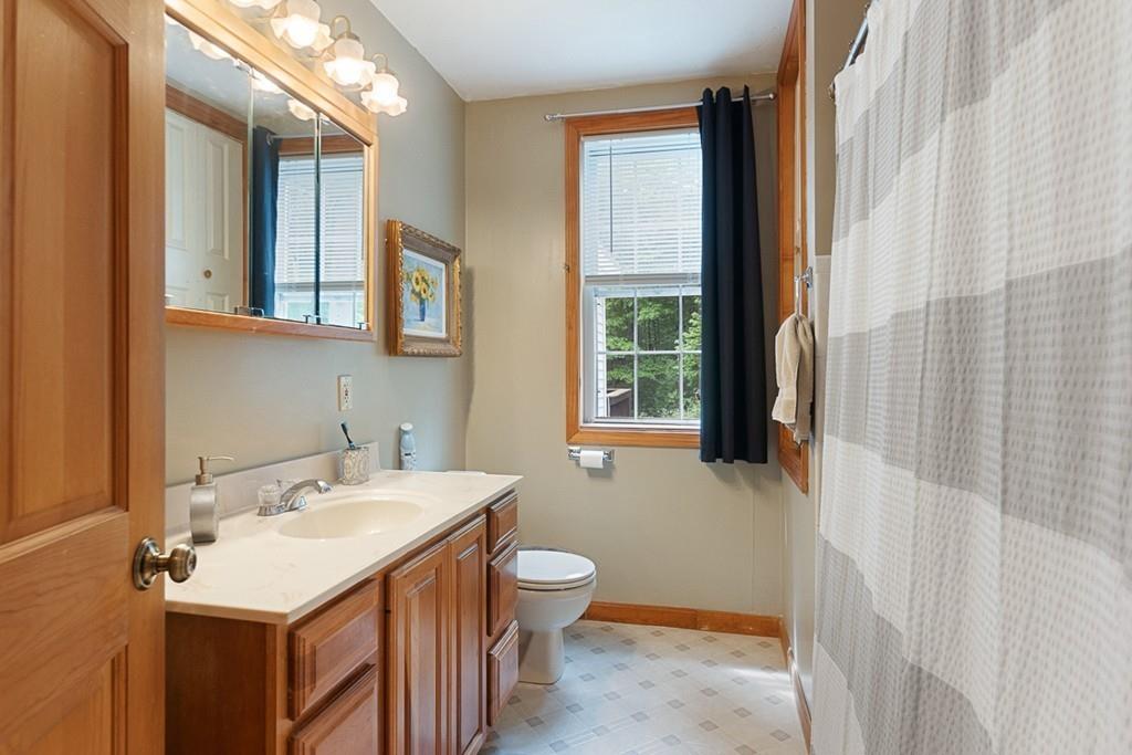 717 Reservoir Road Lunenburg, MA 01462 - Photo 33 of 41 Gallery Image 33