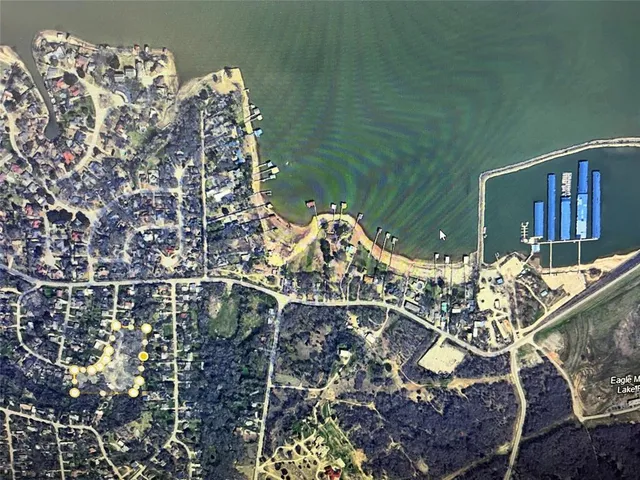 $649,900 | 620 East Columbia Drive, Azle, TX 76020