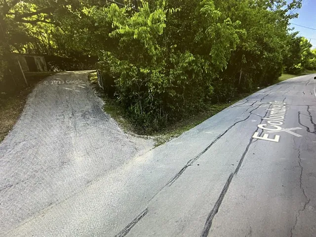 $649,900 | 620 East Columbia Drive, Azle, TX 76020