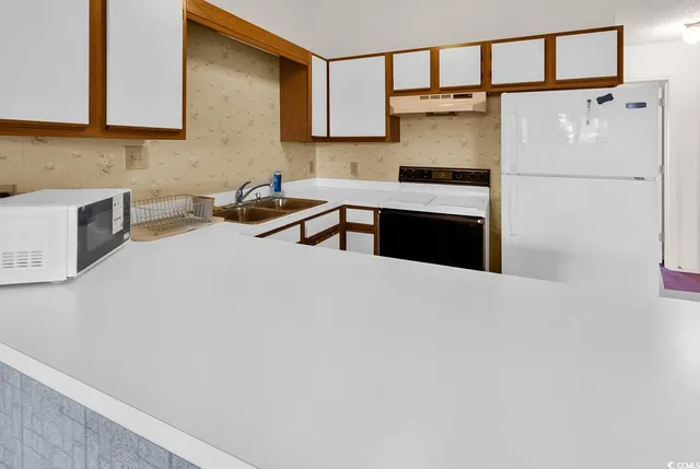 $125,000 | 925 Fairwood Lakes Drive, Unit 25J, Myrtle Beach, SC 29588