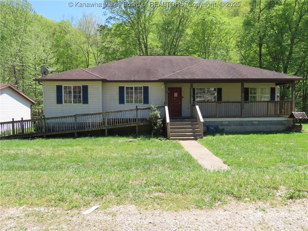 256 Blue Creek Road Elkview, WV 25071 - Photo 1 of 25 Gallery Image 1