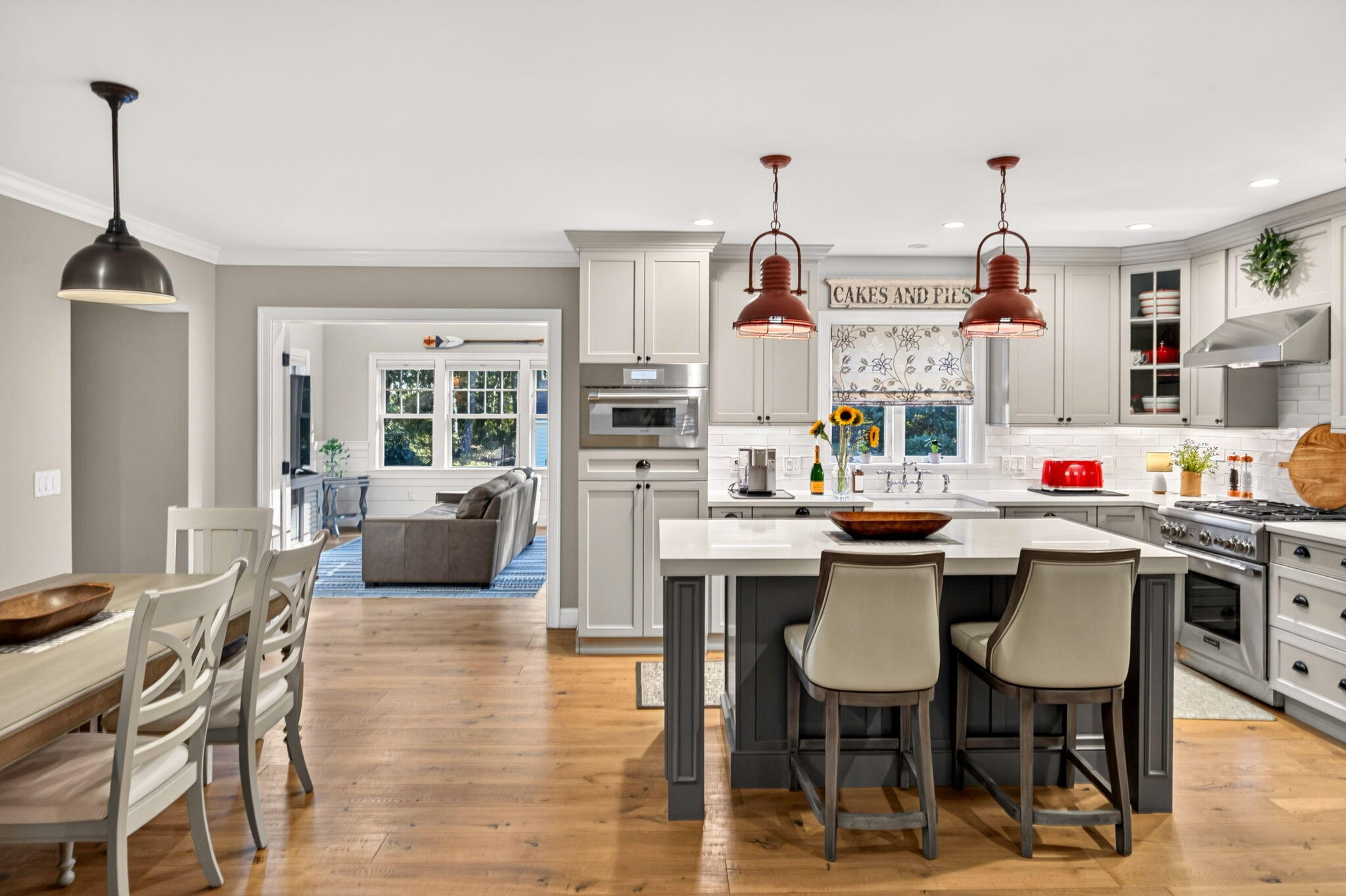 390 Airline Road Dennis, MA 02660 - Photo 9 of 46 Living 2 Airline