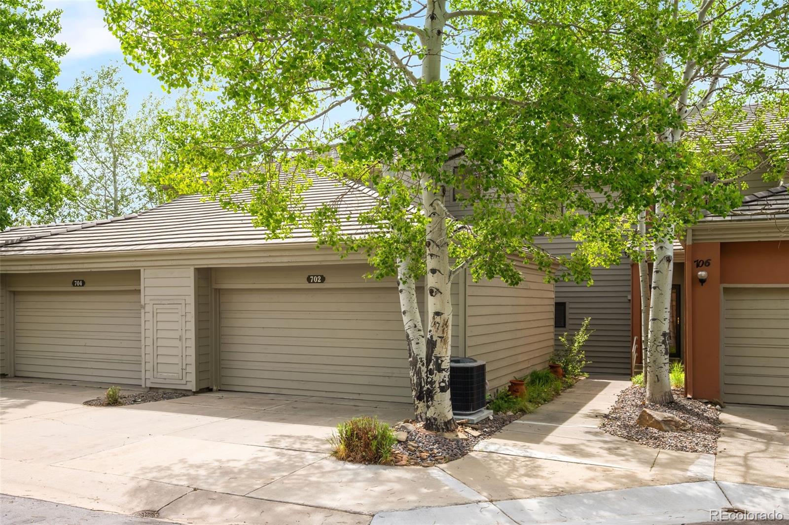 702 Ridgeside Drive Golden, CO 80401 - Photo 4 of 37
