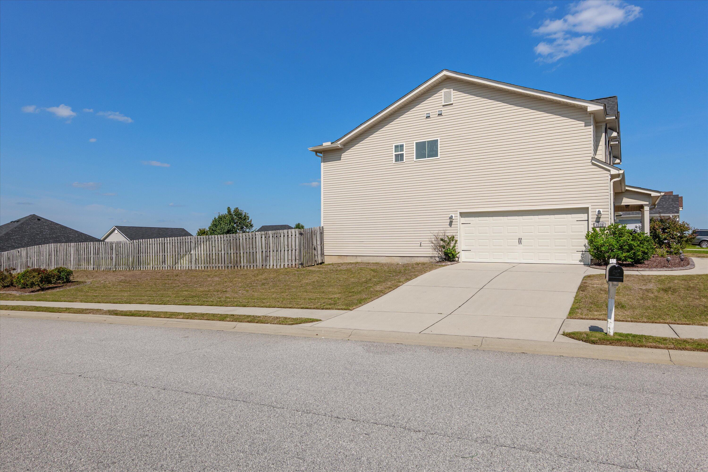 4020 Pullman Circle Augusta, GA 30909 - Photo 5 of 53 09-P1094003