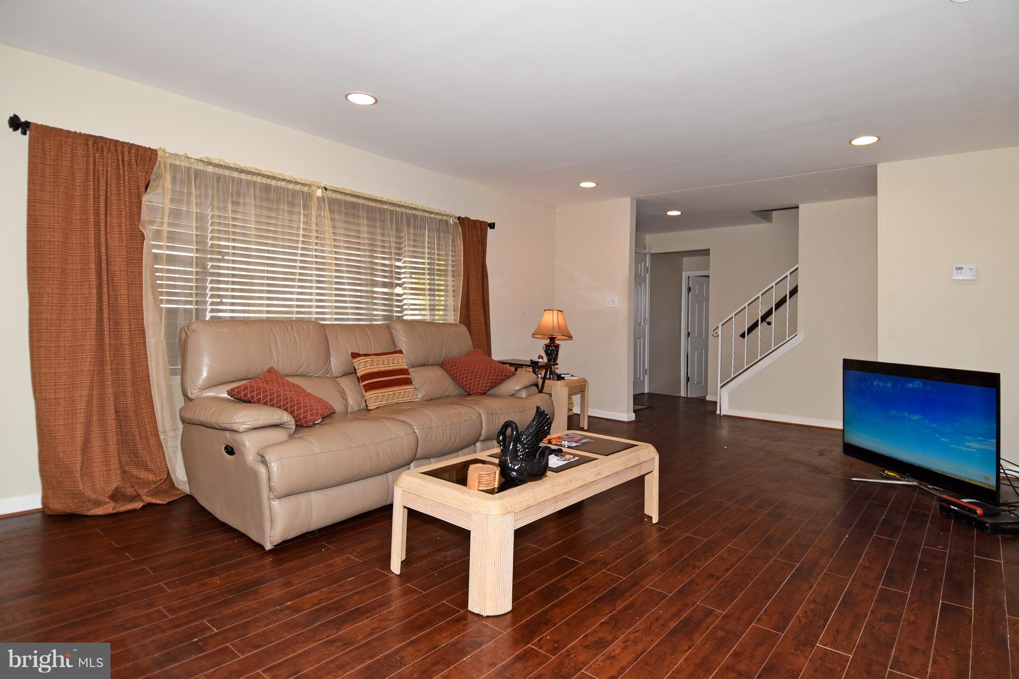 1711 Tioga Road Fort Washington, MD 20744 - Photo 13 of 30 Family Room