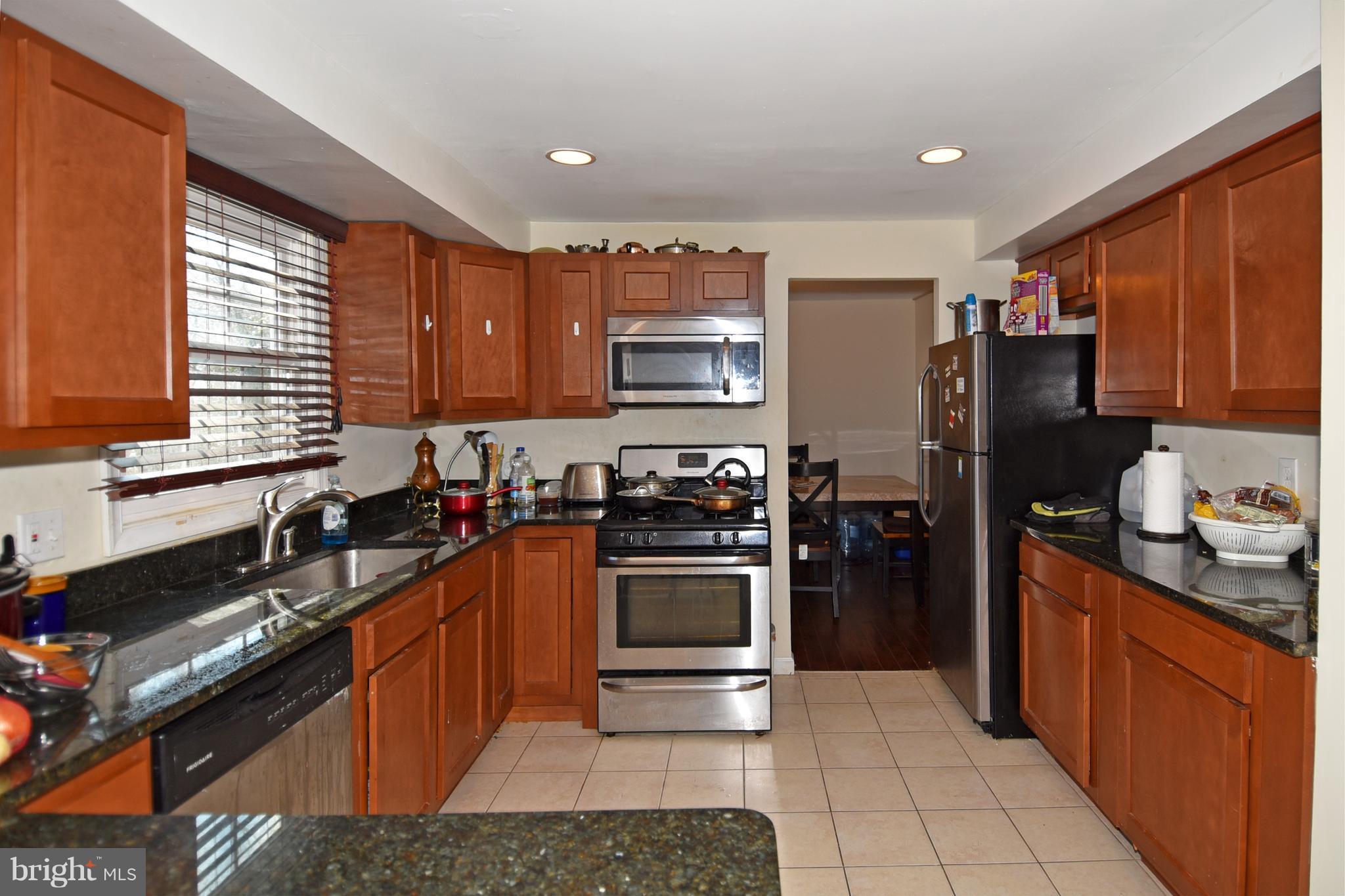 1711 Tioga Road Fort Washington, MD 20744 - Photo 4 of 30 Kitchen
