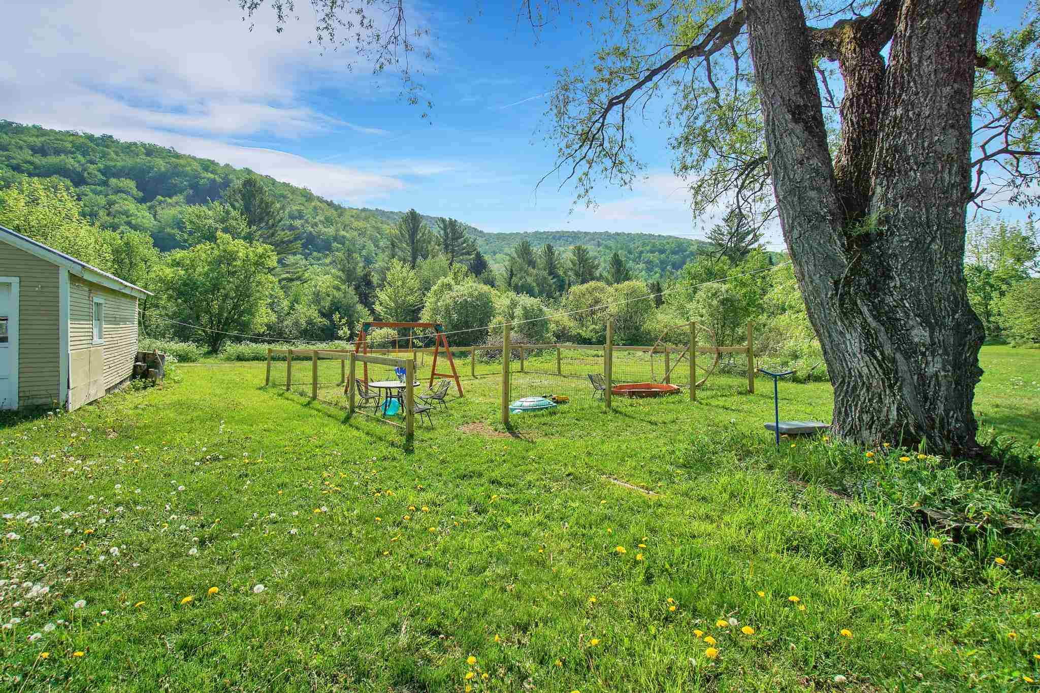 3491 Roxbury Road Roxbury, VT 05669 - Photo 20 of 36