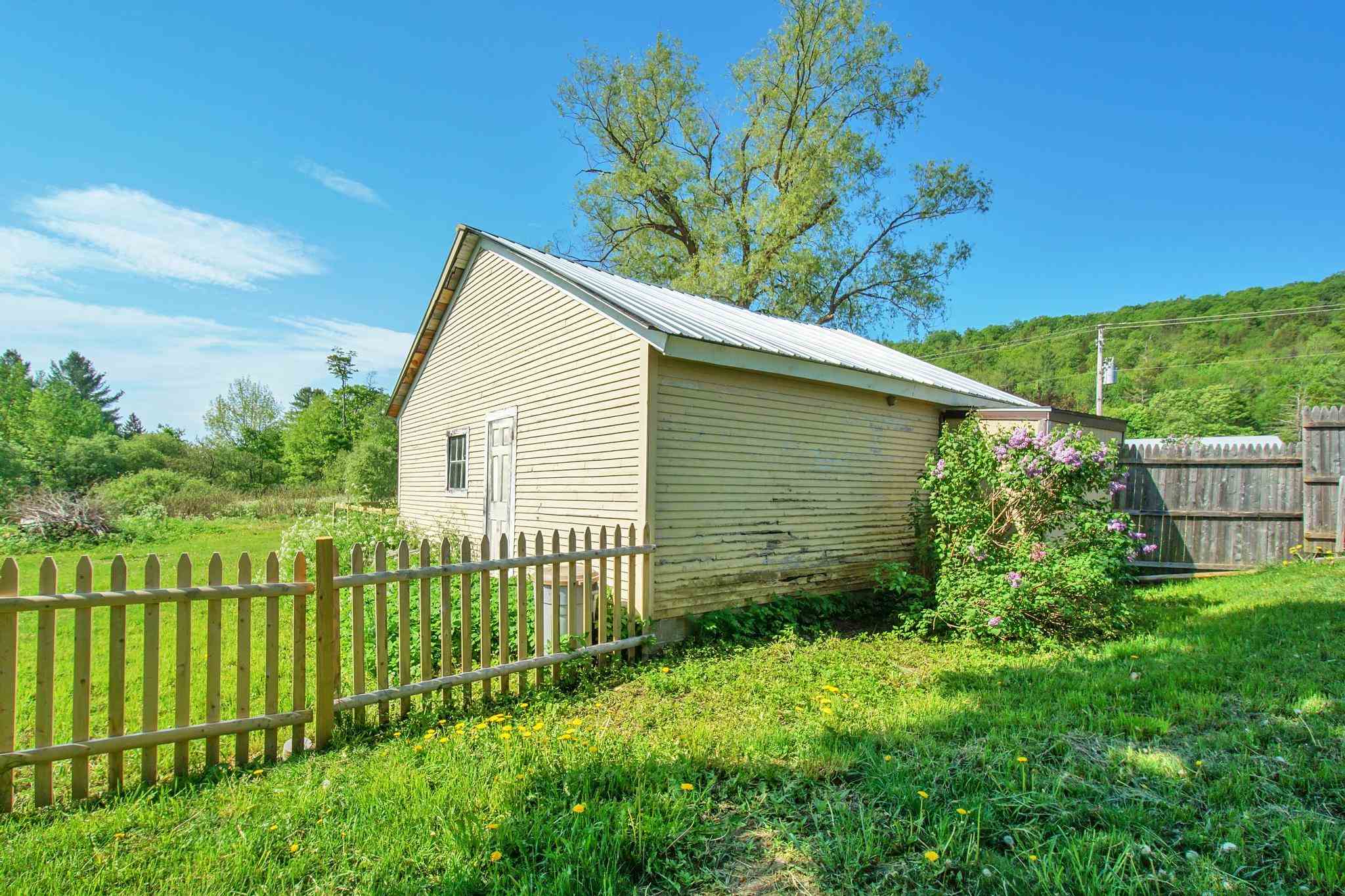 3491 Roxbury Road Roxbury, VT 05669 - Photo 22 of 36