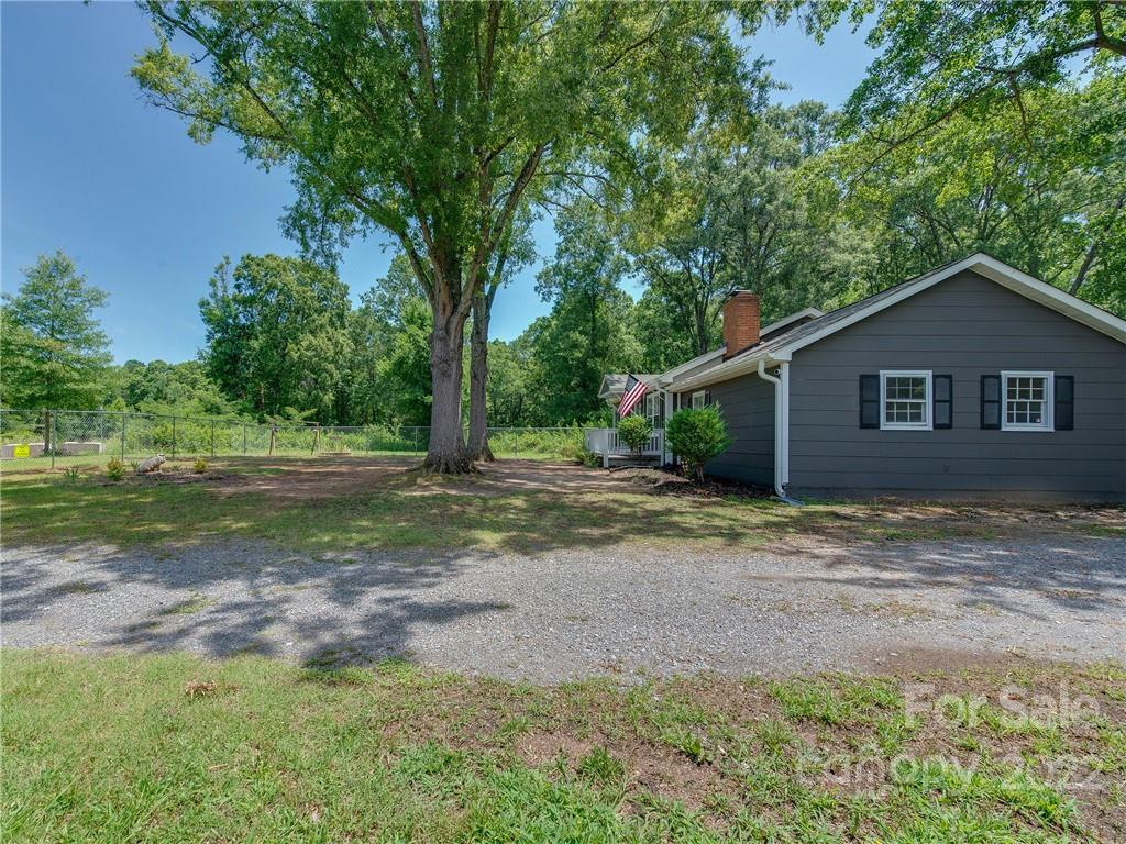 170 Mitchum Road Rock Hill, SC 29730 - Photo 38 of 46 Gallery Image 38