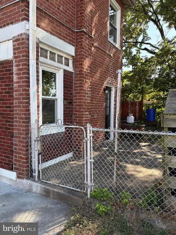 $1,900 | 167 West 7th Avenue, Conshohocken, PA 19428