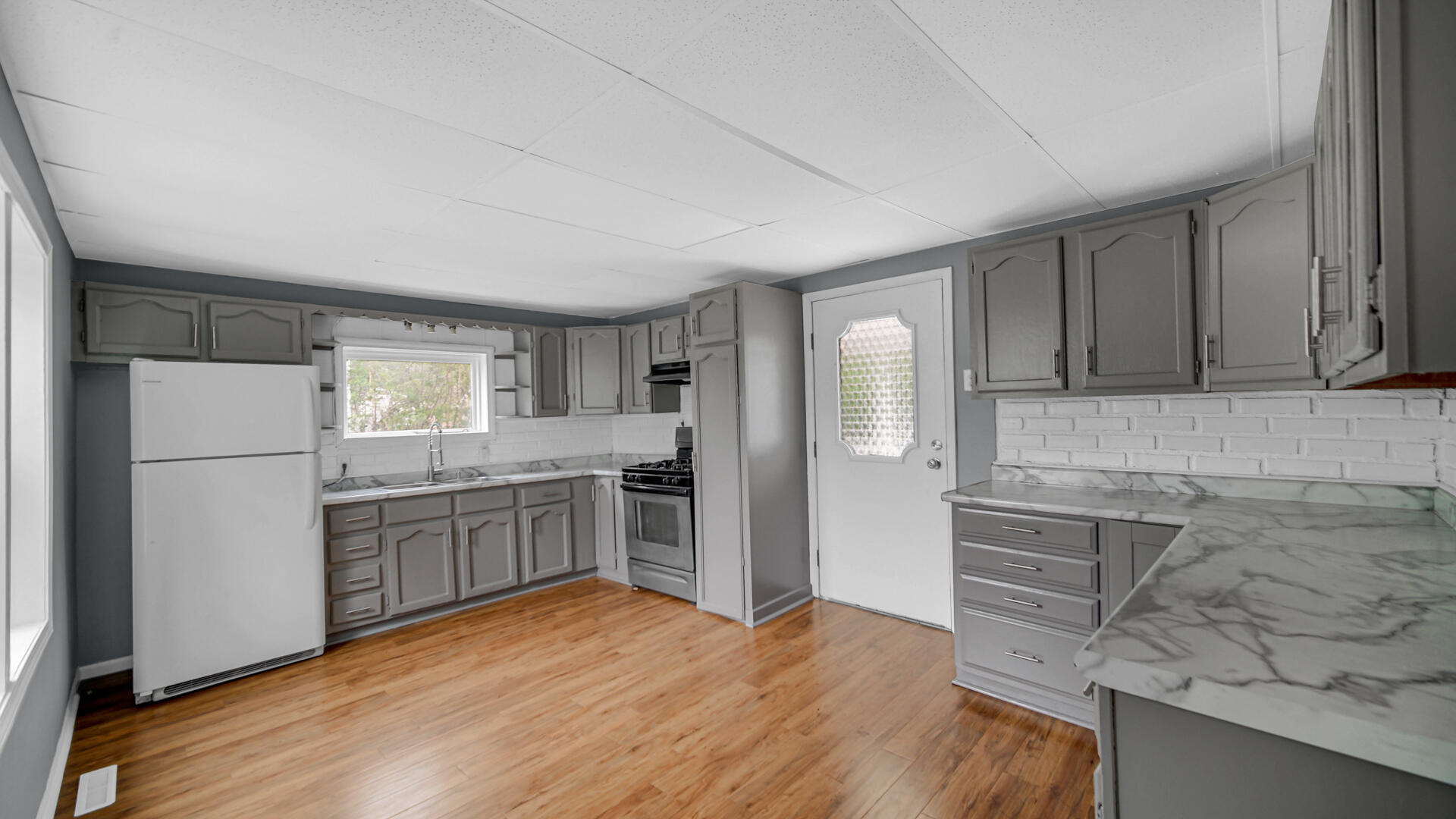 5000 Stone Avenue Portage, IN 46368 - Photo 2 of 14 1920x1080