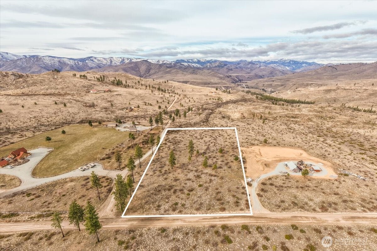 817 Bill Shaw Road Pateros, WA 98846 - Photo 3 of 28 a view of ocean view