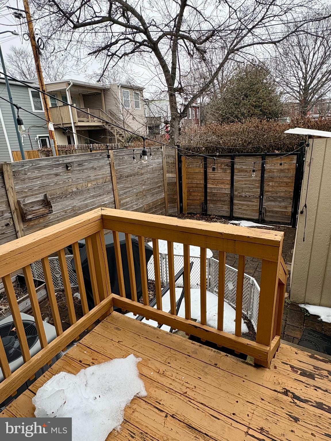 1011 8th Street Northeast Washington, DC 20002 - Photo 31 of 34 a view of wooden deck