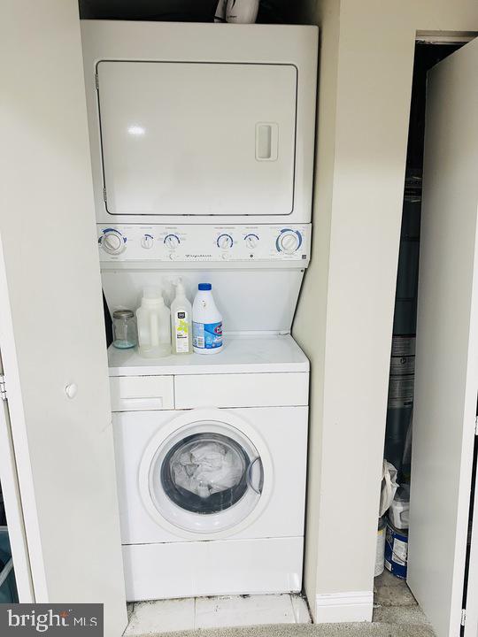 1011 8th Street Northeast Washington, DC 20002 - Photo 34 of 34 a utility room with dryer and washer