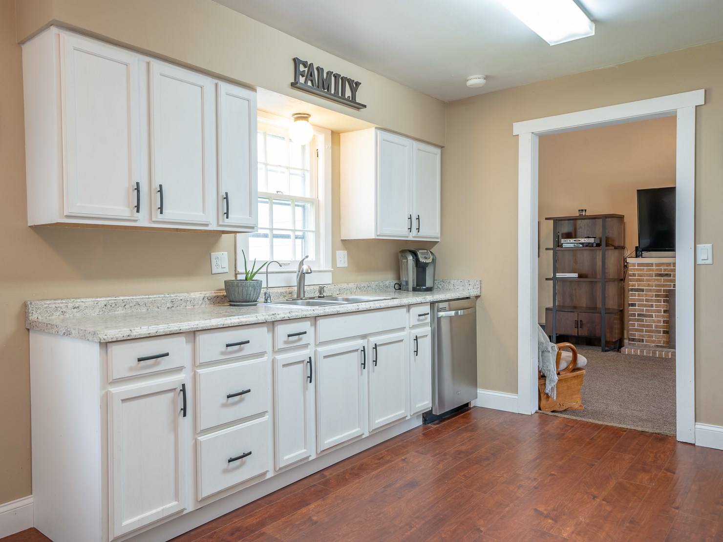 728 Stratton Road Fort Wayne, IN 46825 - Photo 14 of 36 Gallery Image 14