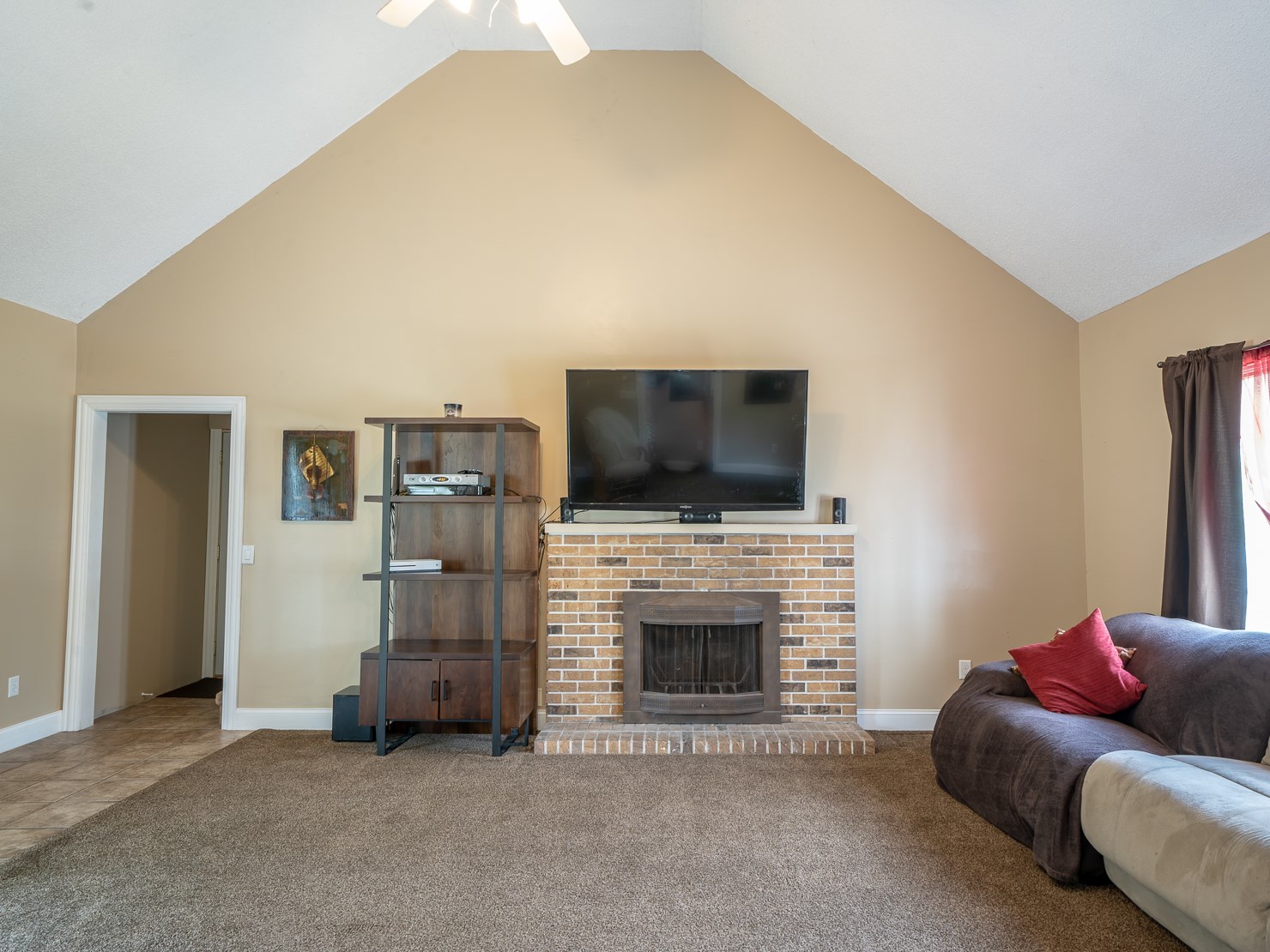 728 Stratton Road Fort Wayne, IN 46825 - Photo 16 of 36 Gallery Image 16