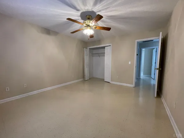 $275,000 | 1419-1421 Longwood Avenue, Bedford, VA 24523