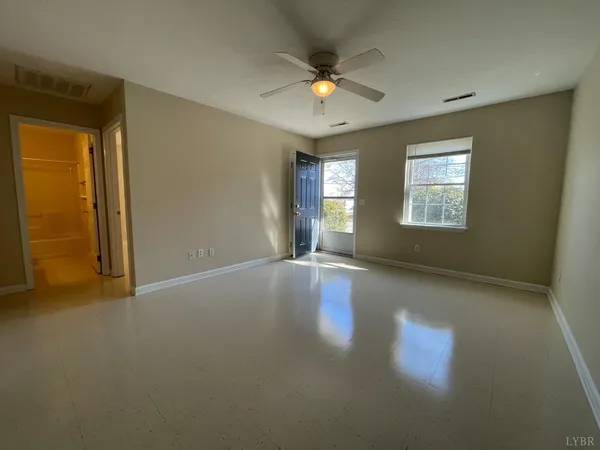 $275,000 | 1419-1421 Longwood Avenue, Bedford, VA 24523