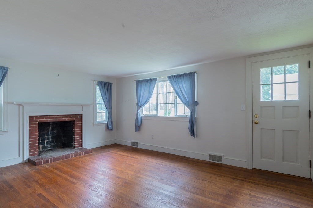 26 River Road Hanover, MA 02339 - Photo 11 of 30