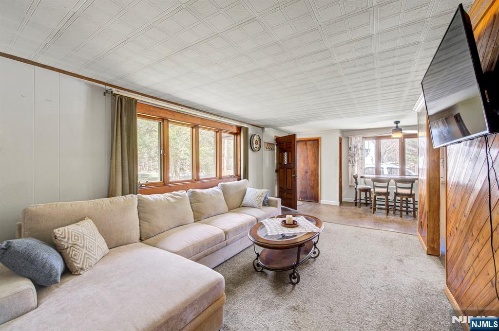 181 East Pleasant Grove Road Jackson, NJ 08527 - Photo 4 of 27